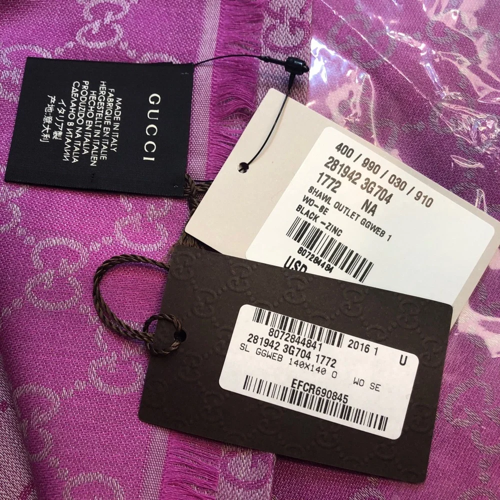 Gucci wool silk GG scarf